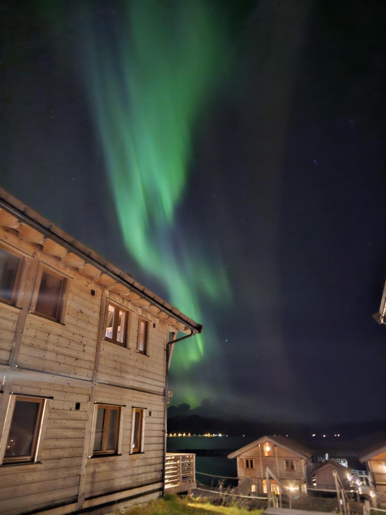 Вилла Mikkelvik Brygge Mikkelvika Экстерьер фото